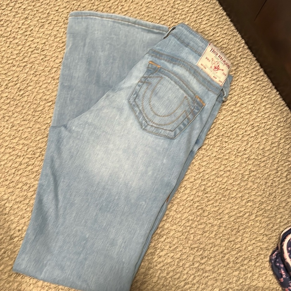 True religion size 29 jeans light wash ripped Becca